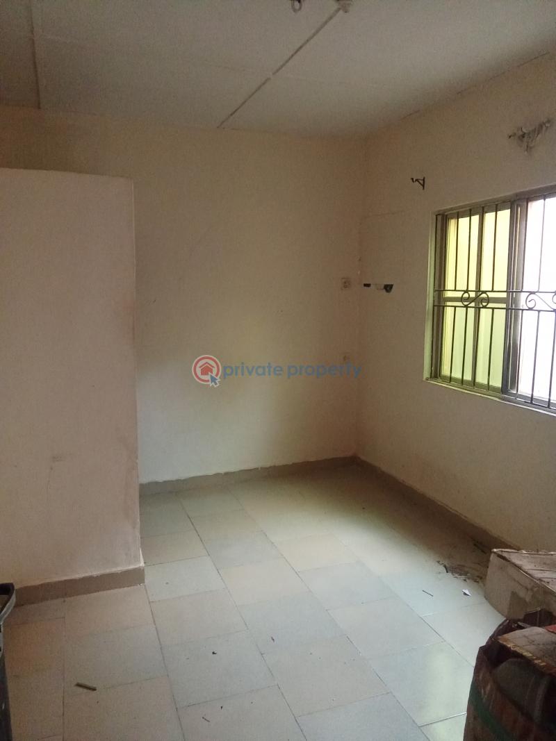 2 bedroom Flat & Apartment For Rent Ago Palace Isolo Lagos - 3