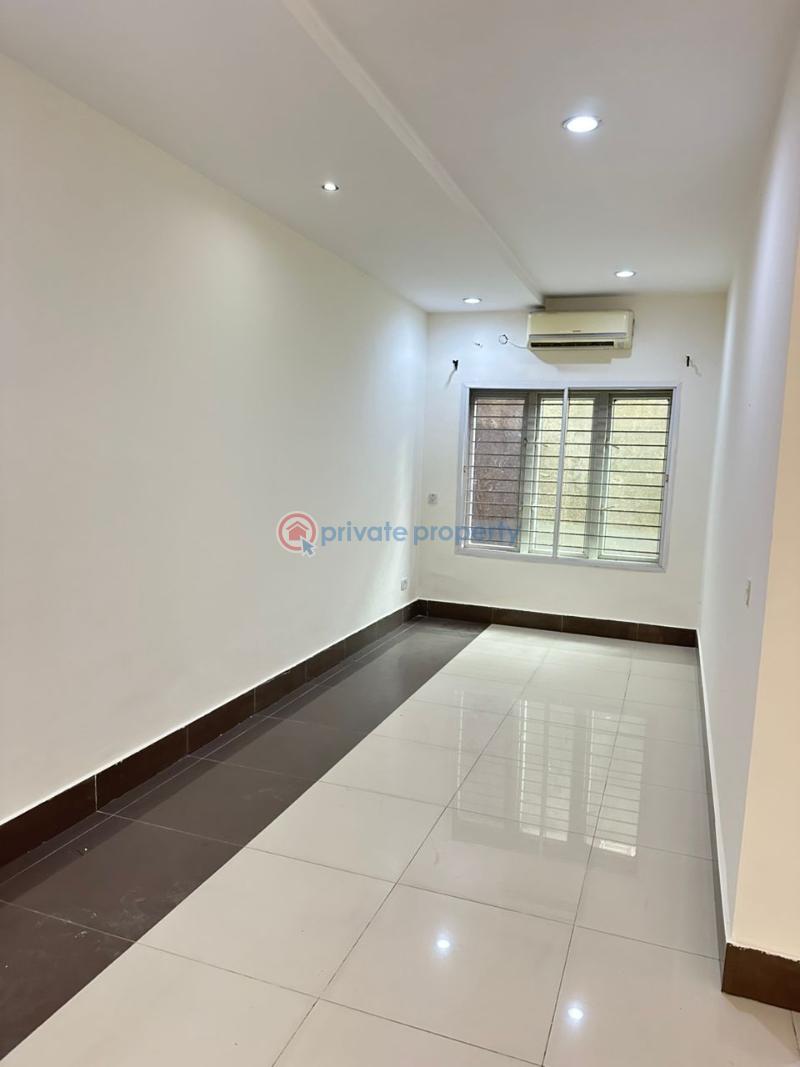 Executive 2 bedroom en-suite apartment in an exclusive & gated neighborhood - 1 2 bedroom Shared Apartment For Rent Oniru Victoria Island Lagos - 1