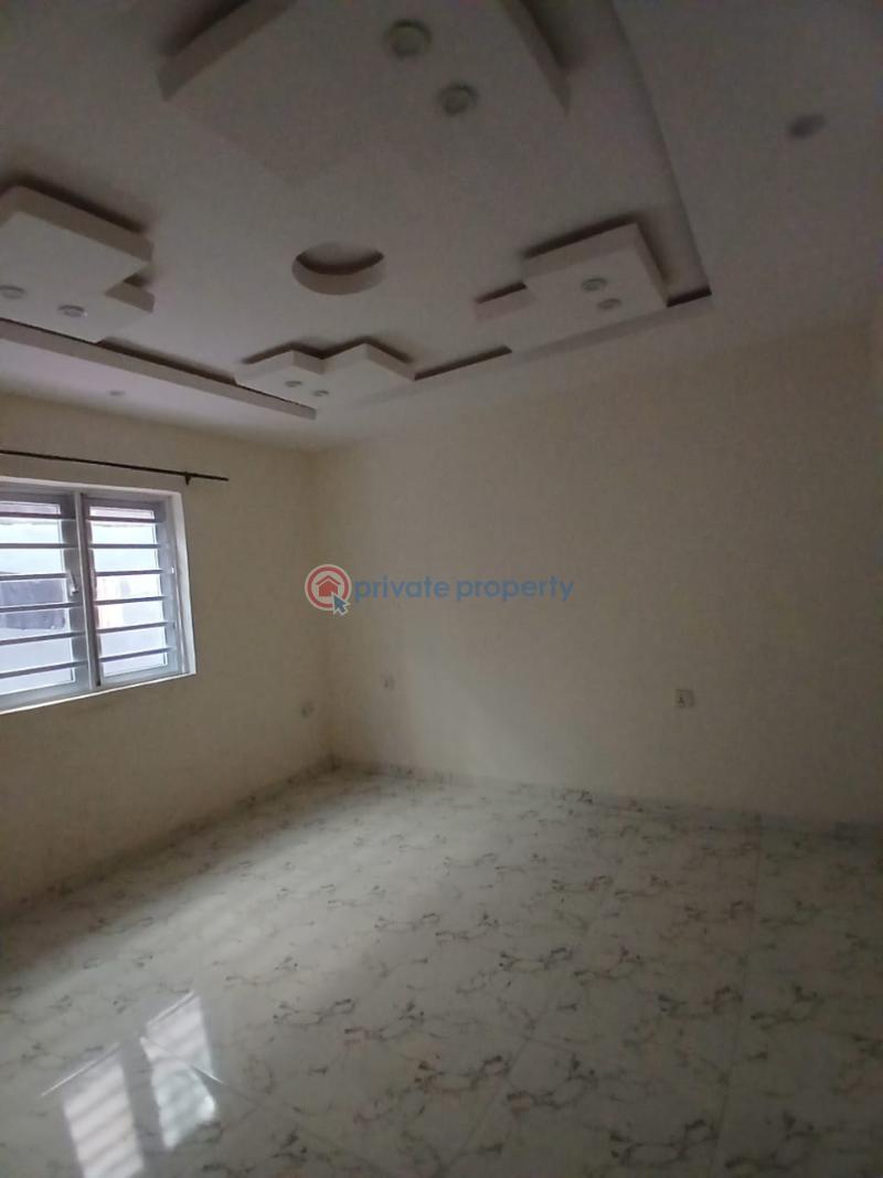 2 bedroom Block Of Flats For Rent Ogudu Road Ogudu Lagos - 2