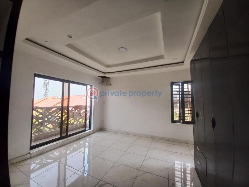 Executive 3 bdrms apartment in a good area - 5 3 bedroom Block Of Flats For Sale LSDPC Maryland Estate Lagos - 5