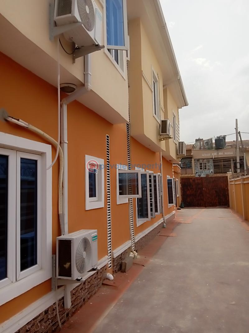 3 bedroom Block Of Flats For Rent Ago Palace Isolo Lagos - 0
