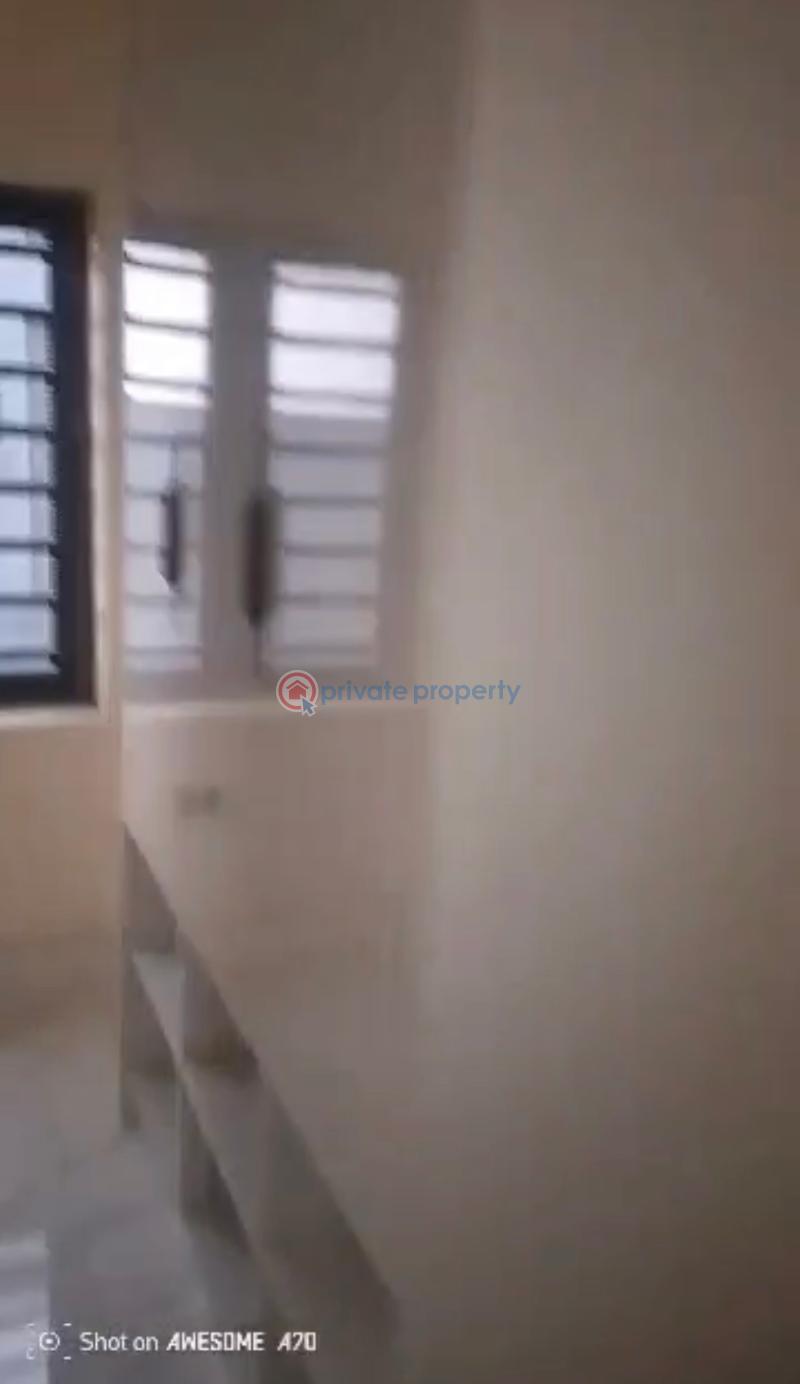 3 bedroom Flat & Apartment For Rent Ilupeju Lagos - 7
