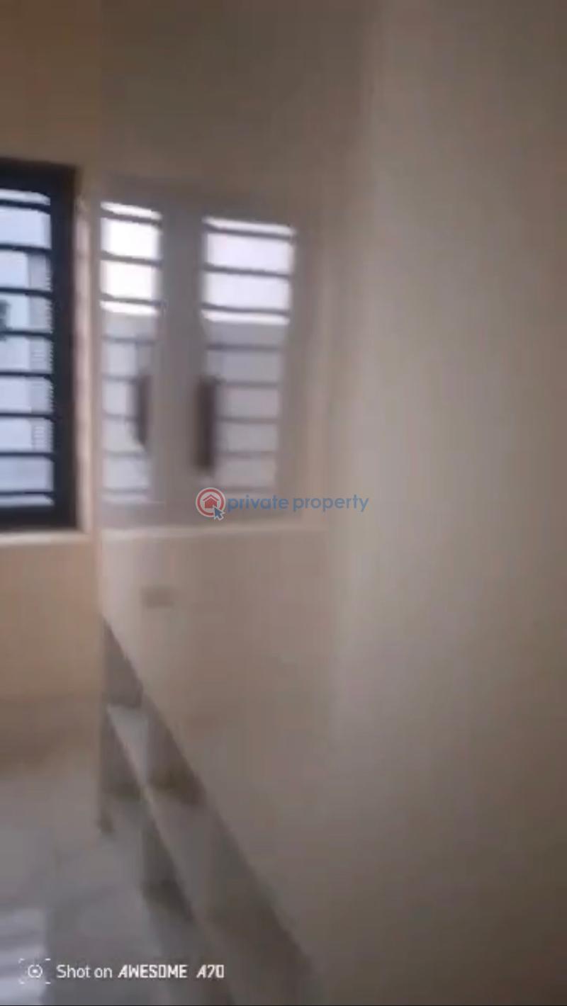 3 bedroom Flat & Apartment For Rent Ilupeju Lagos - 6