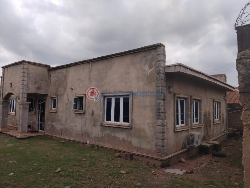3 bedroom Detached Bungalow For Sale Wisdom Estate Akobo Ibadan Oyo - 7