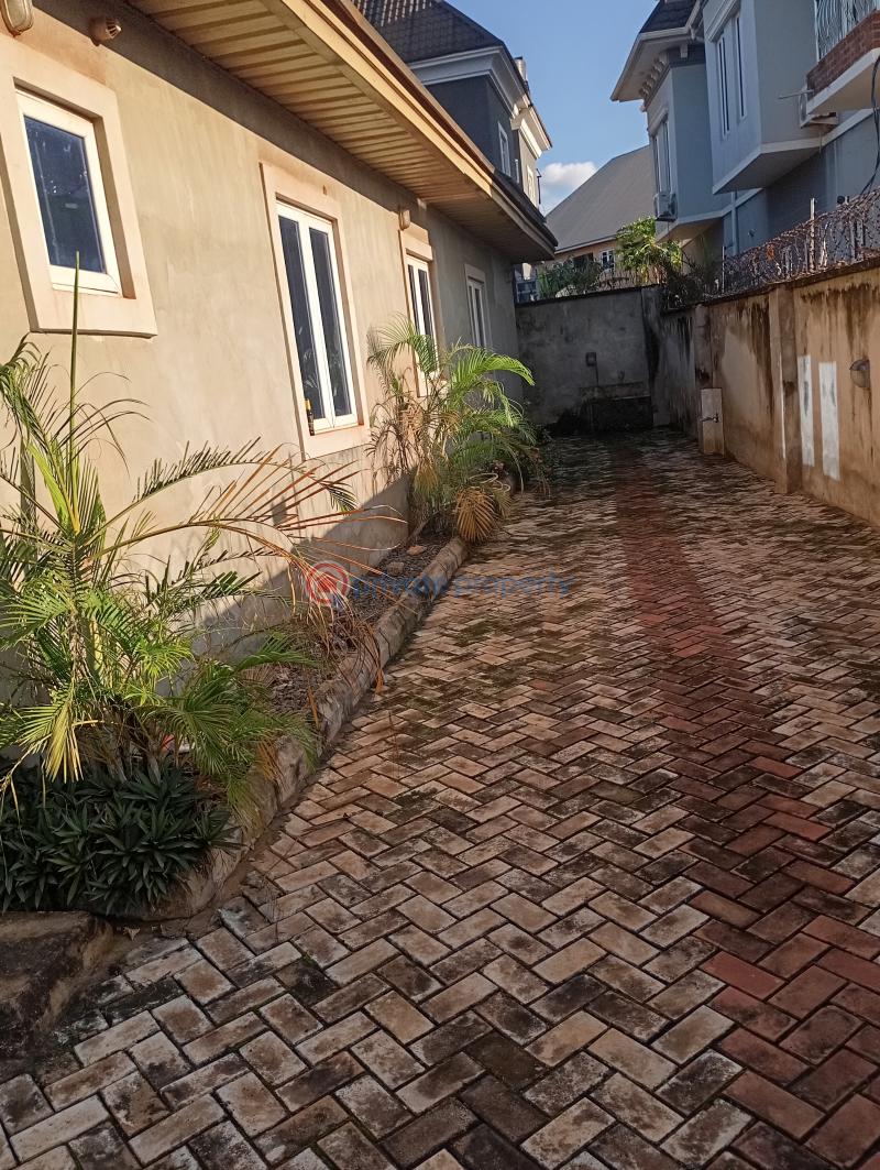 House For Rent Thinkers Corner Enugu Area  - 2
