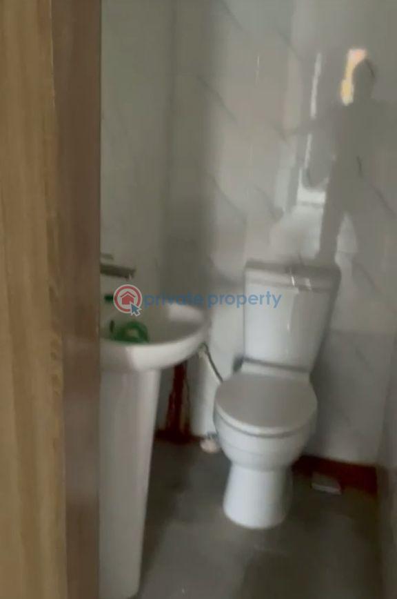 3 bedroom Block Of Flats For Rent Ebute Metta Yaba Lagos - 6