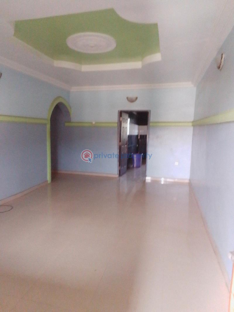3 bedroom Flat & Apartment For Rent Ago Palace Isolo Lagos - 7