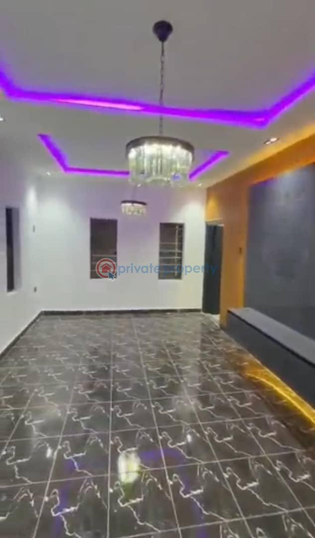 3 bedroom Detached Bungalow For Sale Legacy Estate Transekulu Enugu Area  - 4