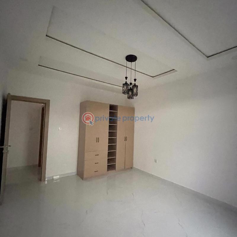 3 bedroom Flat & Apartment For Sale Omole Phase 1 Ikeja  Lagos - 6