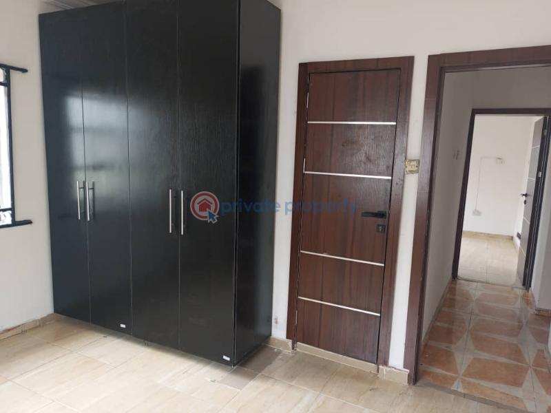 3 bedroom Block Of Flats For Sale Estate Ojodu Close To Ikeja Ojodu Lagos - 0