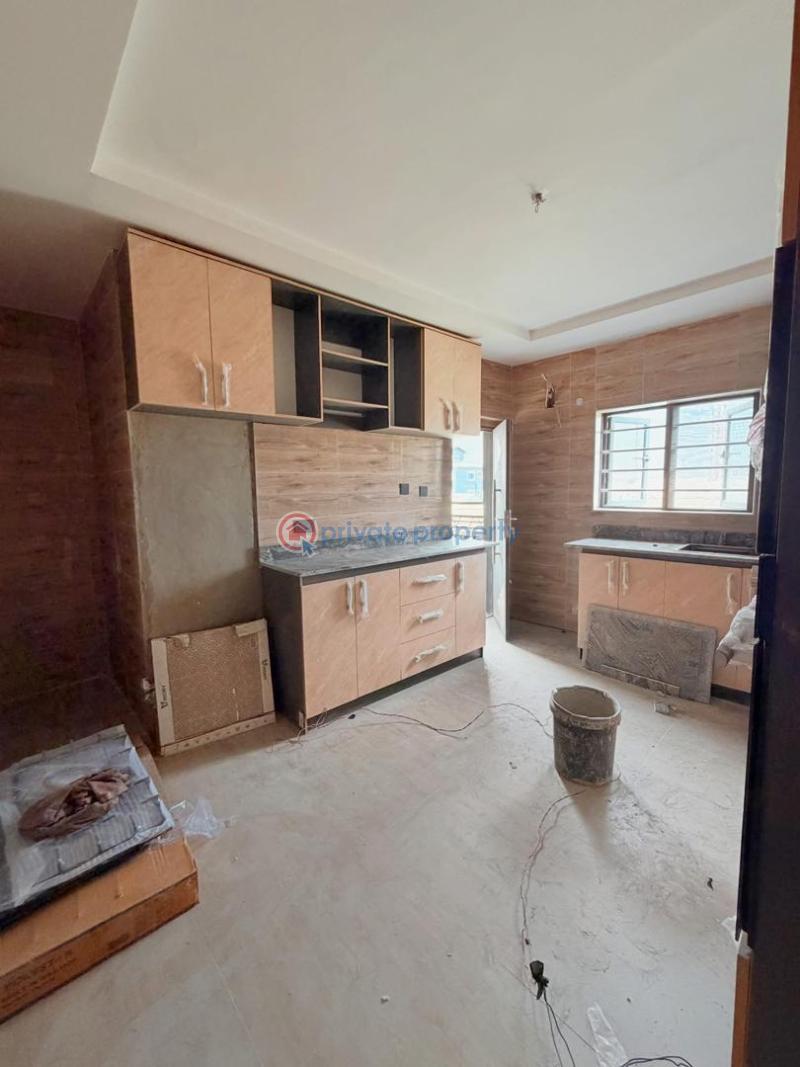 3 bedroom Flat & Apartment For Sale Yaba Lagos - 6