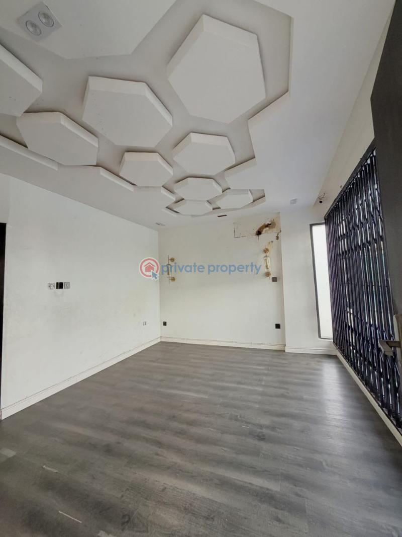 4 bedroom Detached Duplex For Sale Ajao Estate, Airport Road Ikeja Lagos - 2