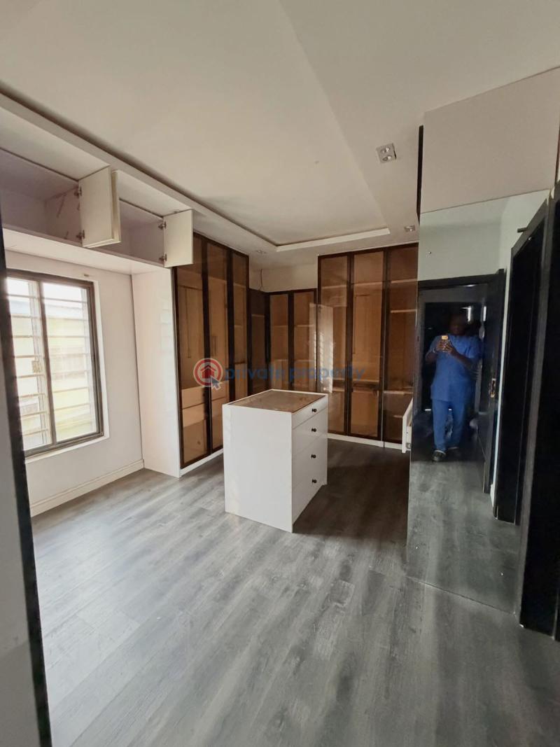 4 bedroom Detached Duplex For Sale Ajao Estate, Airport Road Ikeja Lagos - 4