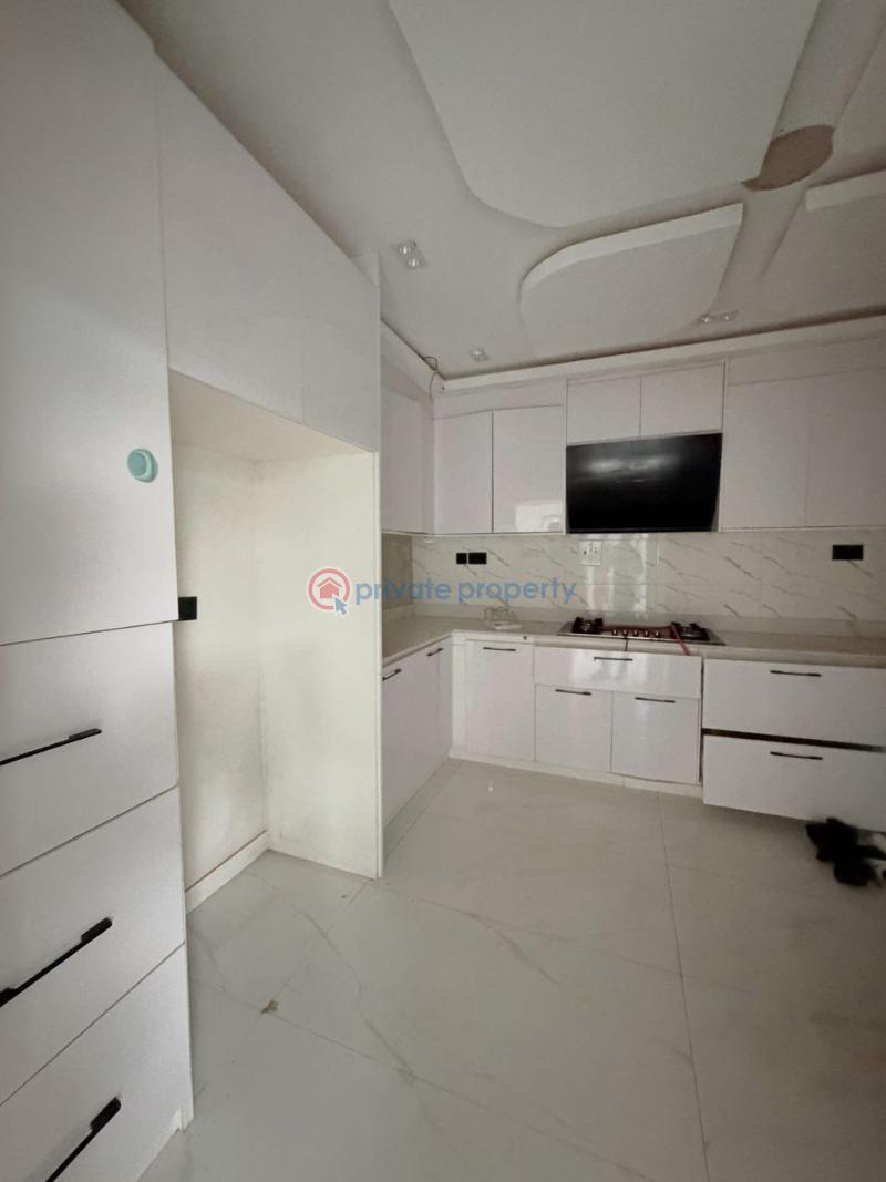4 bedroom Detached Duplex For Sale Ajao Estate, Airport Road Ikeja Lagos - 3