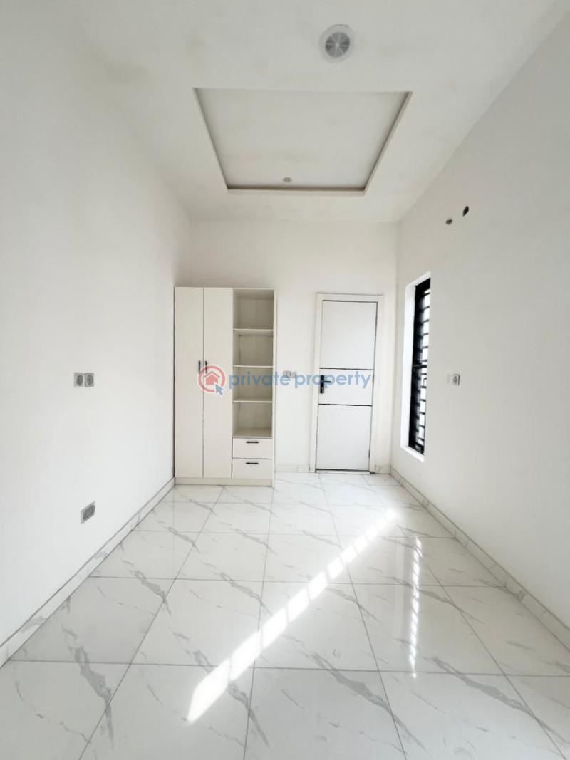 4 bedroom Semi detached Duplex For Sale Ikota Lekki Lagos - 3