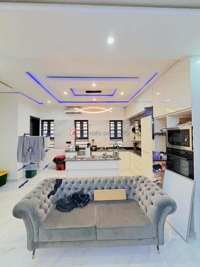 4 bedroom Semi detached Duplex For Sale Omole Phase 2 Ikeja Lagos - 1