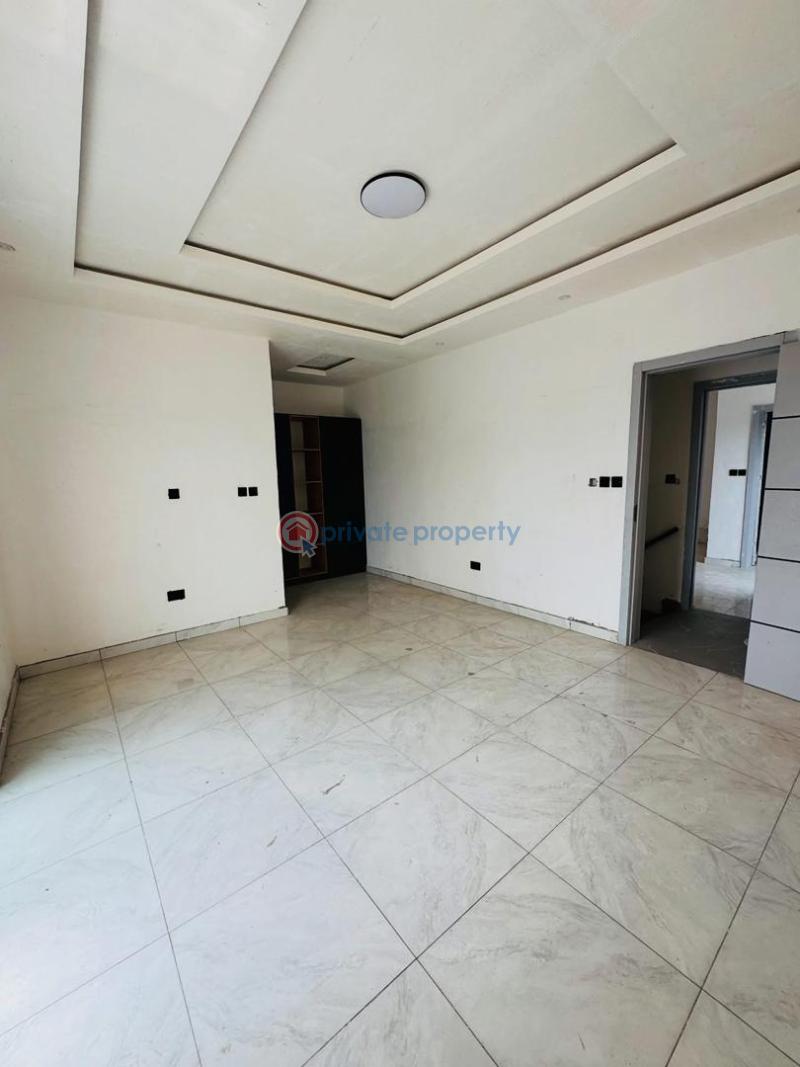 4 bedroom Semi detached Duplex For Sale Ogudu Gra Ogudu Lagos - 7