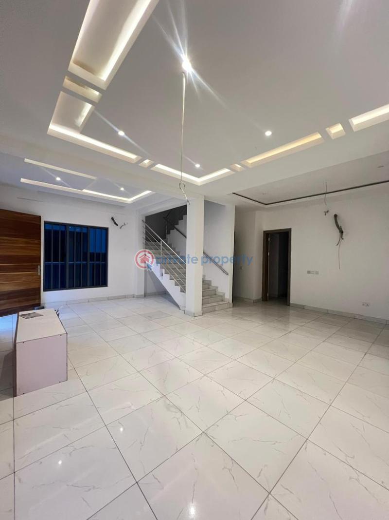 4 bedroom Semi detached Duplex For Sale Osapa Lekki Lagos - 6