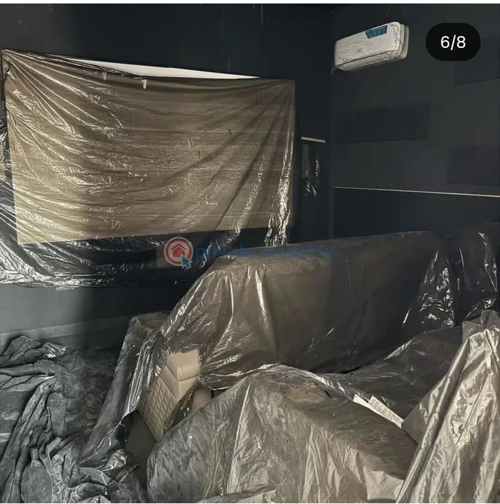 Executive 5 bedroom apartment - 5 5 bedroom Flat & Apartment For Sale Lekki Phase 1 Lagos - 5