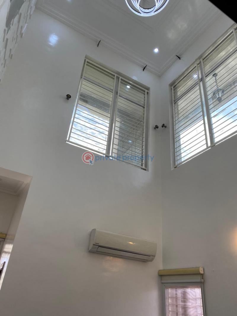 Executive 5 bedroom fully detached duplex in an exclusive estate - 8 5 bedroom Detached Duplex For Sale Osapa Lekki Lagos - 8