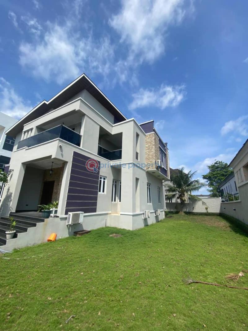 Executive 5 bedroom fully detached duplex in an exclusive estate - 1 5 bedroom Detached Duplex For Sale Osapa Lekki Lagos - 1