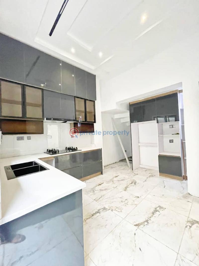 Executive 5 bedroom terrace duplex with bq - 10 5 bedroom Terraced Duplex For Sale Old Ikoyi Lagos - 10