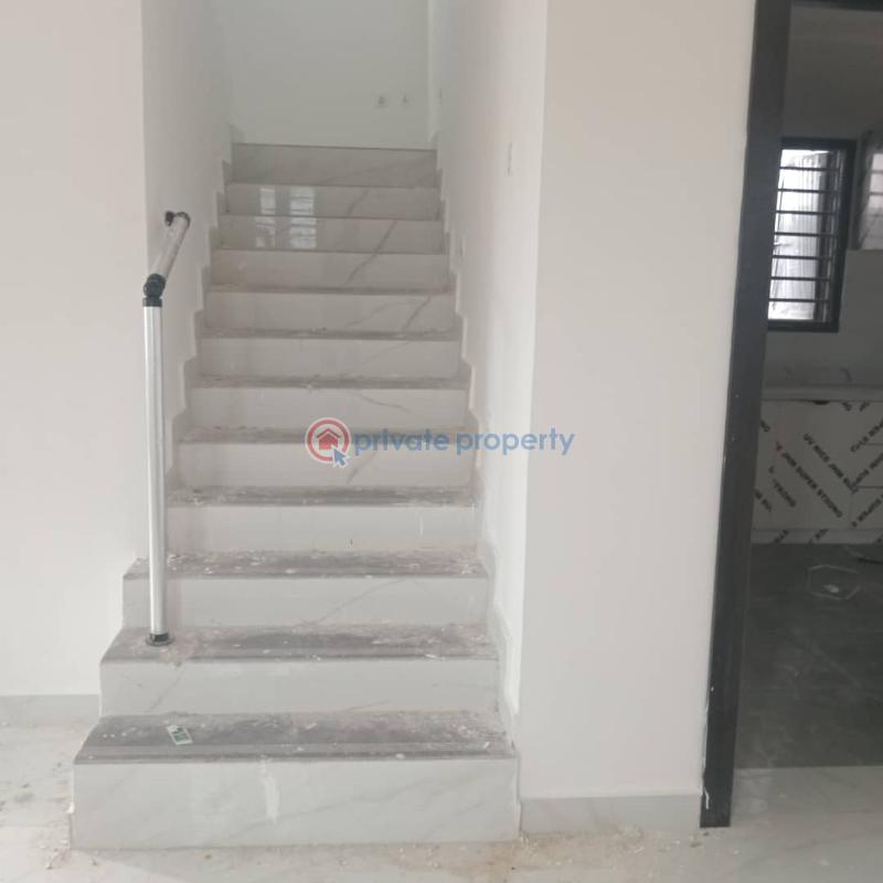 Executive 5bedroom detached duplex - 8 5 bedroom Detached Duplex For Sale Lekki Phase 1 Lagos - 8