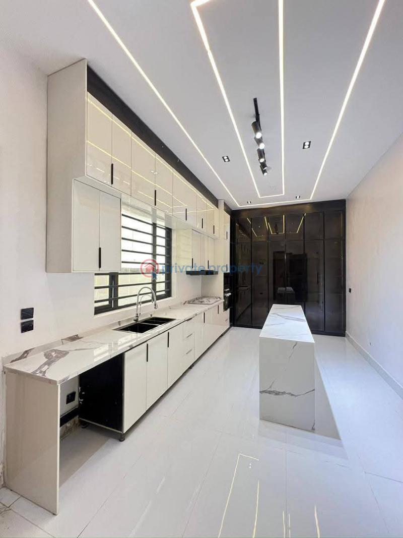 5 bedroom Detached Duplex For Sale Omole Phase 1 Ikeja Lagos - 7