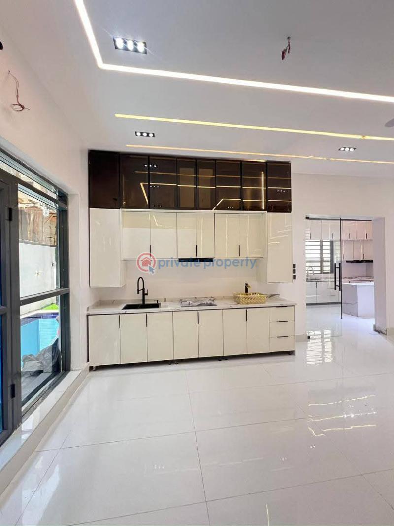 5 bedroom Detached Duplex For Sale Omole Phase 1 Ikeja Lagos - 8