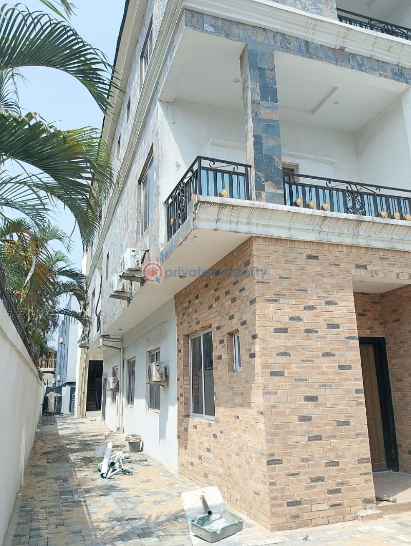 10 bedroom Detached Duplex For Sale Lekki Phase 1 Lagos - 5