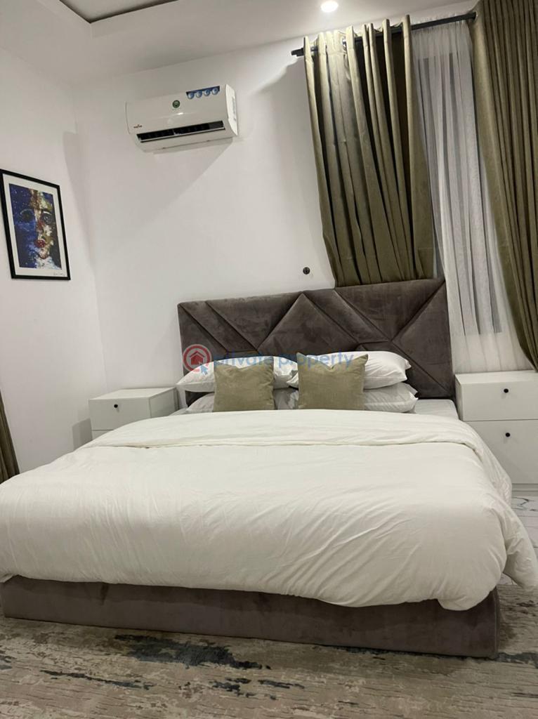 Executive 5bedroom duplex in a good location - 4 5 bedroom Detached Duplex For Sale Osapa London Lekki Lagos - 4