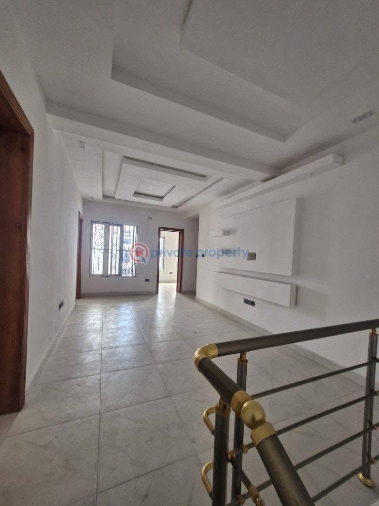 5 bedroom Maisonette For Sale Oniru Victoria Island Lagos - 3