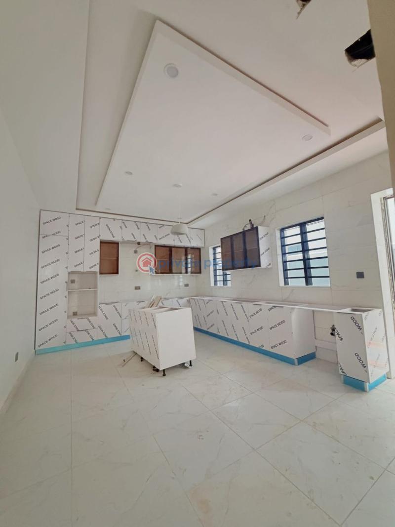 5 bedroom Semi detached Duplex For Sale Ogudu Gra Ogudu Lagos - 7