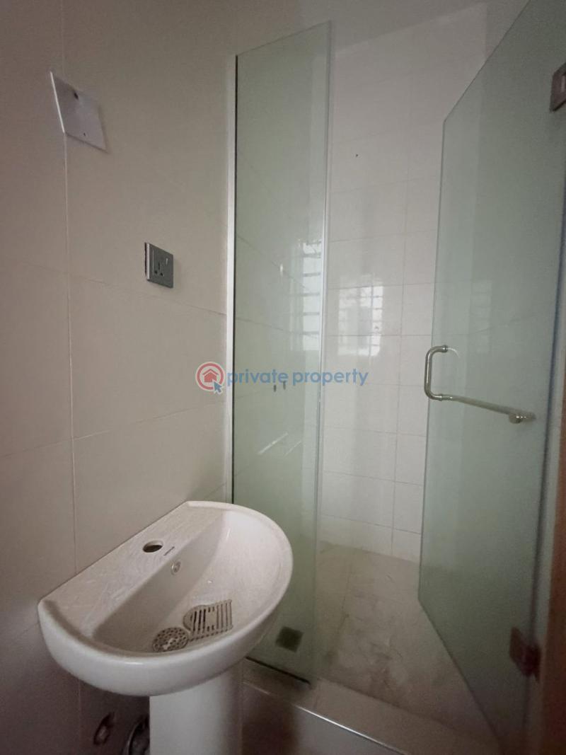 5 bedroom Semi detached Duplex For Sale Ogudu GRA Lagos - 2