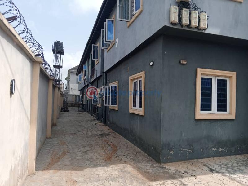 10 bedroom House For Sale Estate Gated Bus Stop Side Off Ipaja Road Close To Egbeda Alimosho Lagos - 3