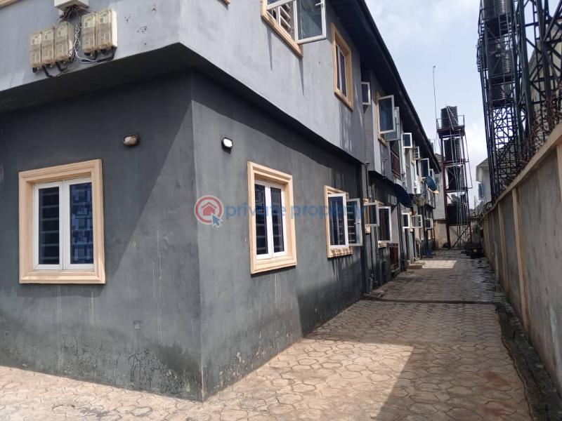 10 bedroom House For Sale Estate Gated Bus Stop Side Off Ipaja Road Close To Egbeda Alimosho Lagos - 2
