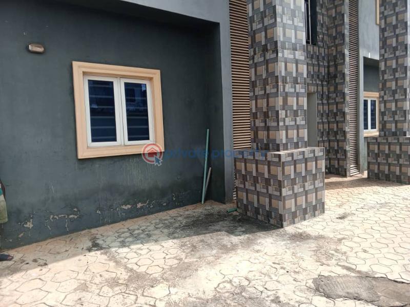 10 bedroom House For Sale Estate Gated Bus Stop Side Off Ipaja Road Close To Egbeda Alimosho Lagos - 7
