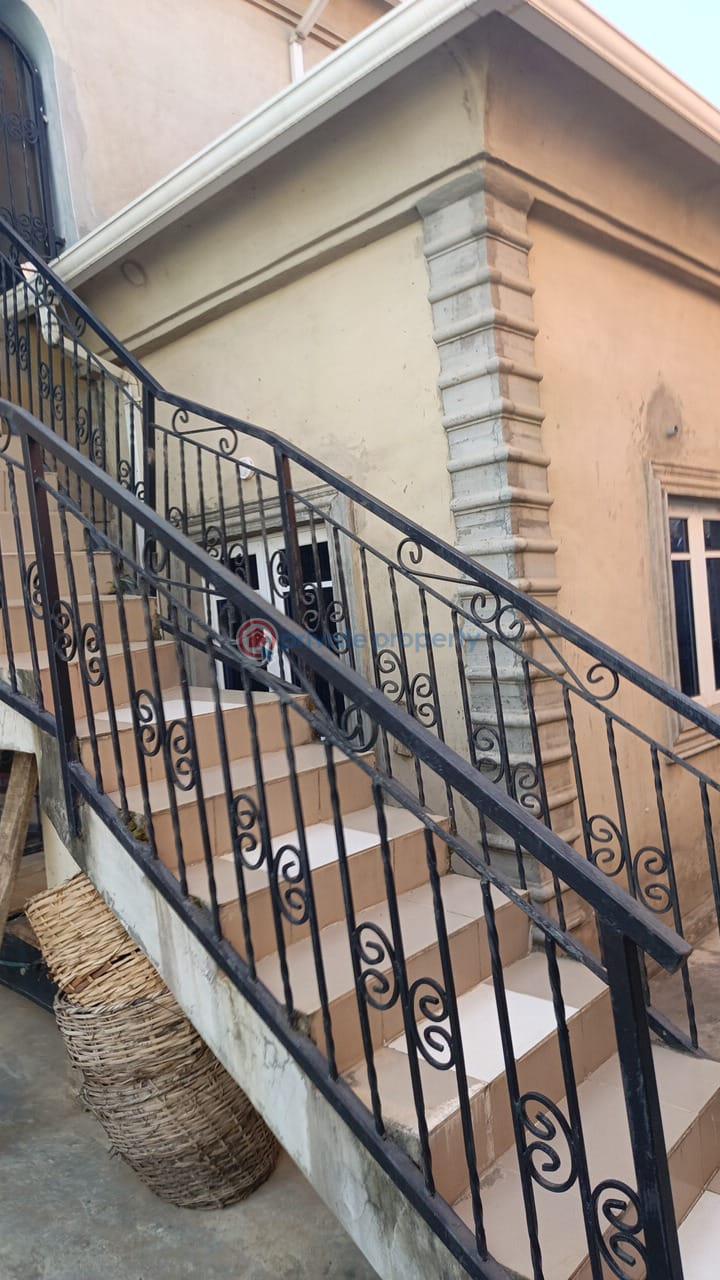 9 bedroom Detached Duplex For Sale Council Idimu Idimu Egbe/Idimu Lagos - 11