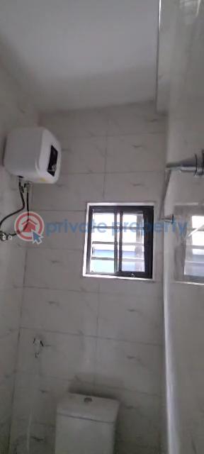 2 bedroom Block Of Flats For Rent Iwaya Yaba Lagos - 5