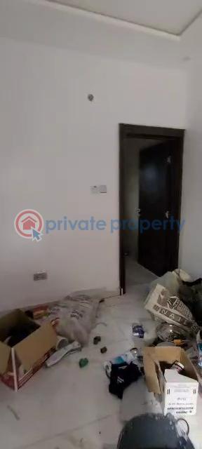2 bedroom Block Of Flats For Rent Iwaya Yaba Lagos - 12