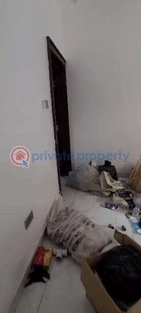 2 bedroom Block Of Flats For Rent Iwaya Yaba Lagos - 7