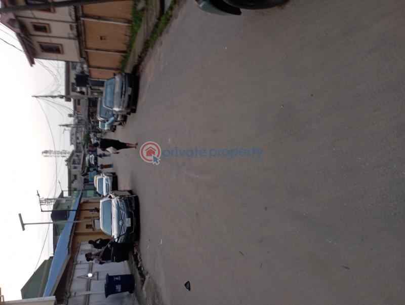 2 bedroom Block Of Flats For Rent Mangoro Cement Ikeja  Lagos - 4