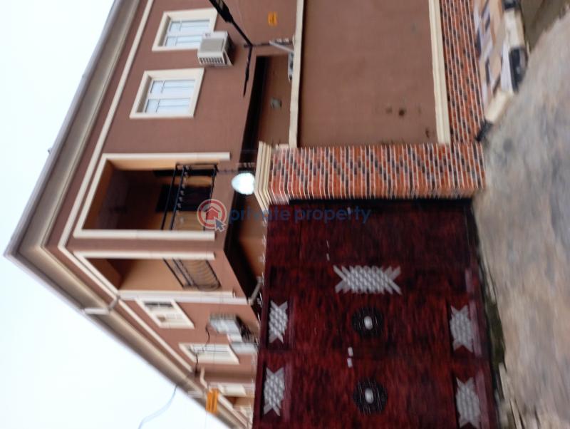 2 bedroom Block Of Flats For Rent Mangoro Cement Ikeja  Lagos - 6