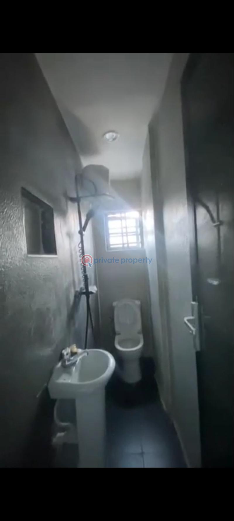2 bedroom Block Of Flats For Rent Jibowu Yaba Lagos - 7