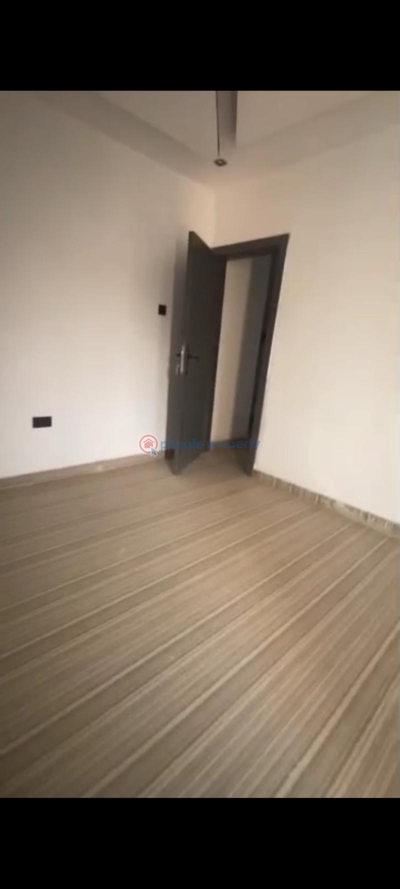 2 bedroom Block Of Flats For Rent Jibowu Yaba Lagos - 9