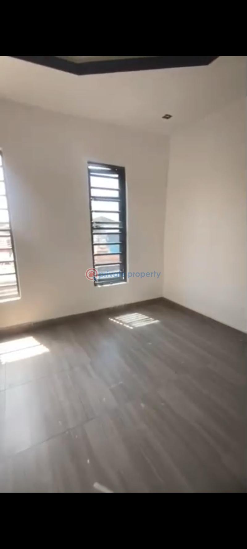 2 bedroom Block Of Flats For Rent Jibowu Yaba Lagos - 1
