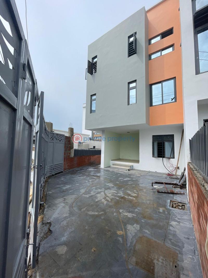 Executive excellent 4bedroom semi detached maisonette - 0 4 bedroom Maisonette For Sale Maryland Lagos - 0