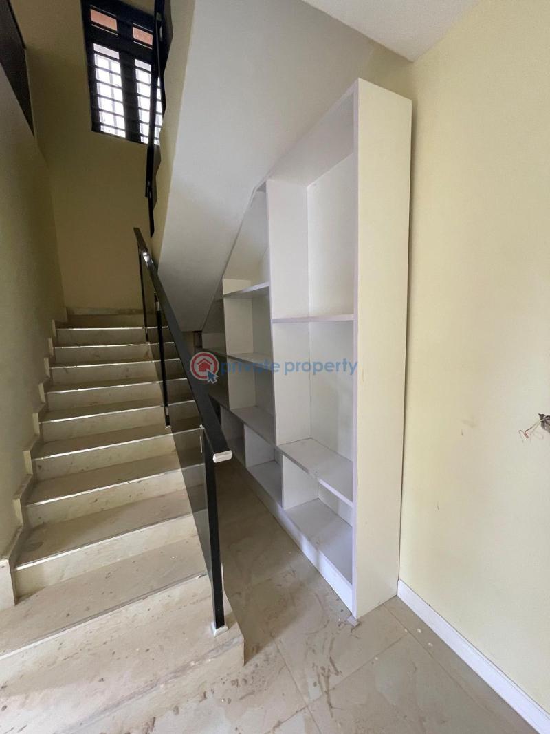 Executive excellent 4bedroom semi detached maisonette - 11 4 bedroom Maisonette For Sale Maryland Lagos - 11