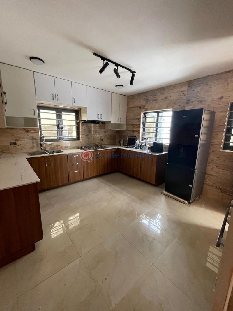 Executive excellent 4bedroom semi detached maisonette - 7 4 bedroom Maisonette For Sale Maryland Lagos - 7