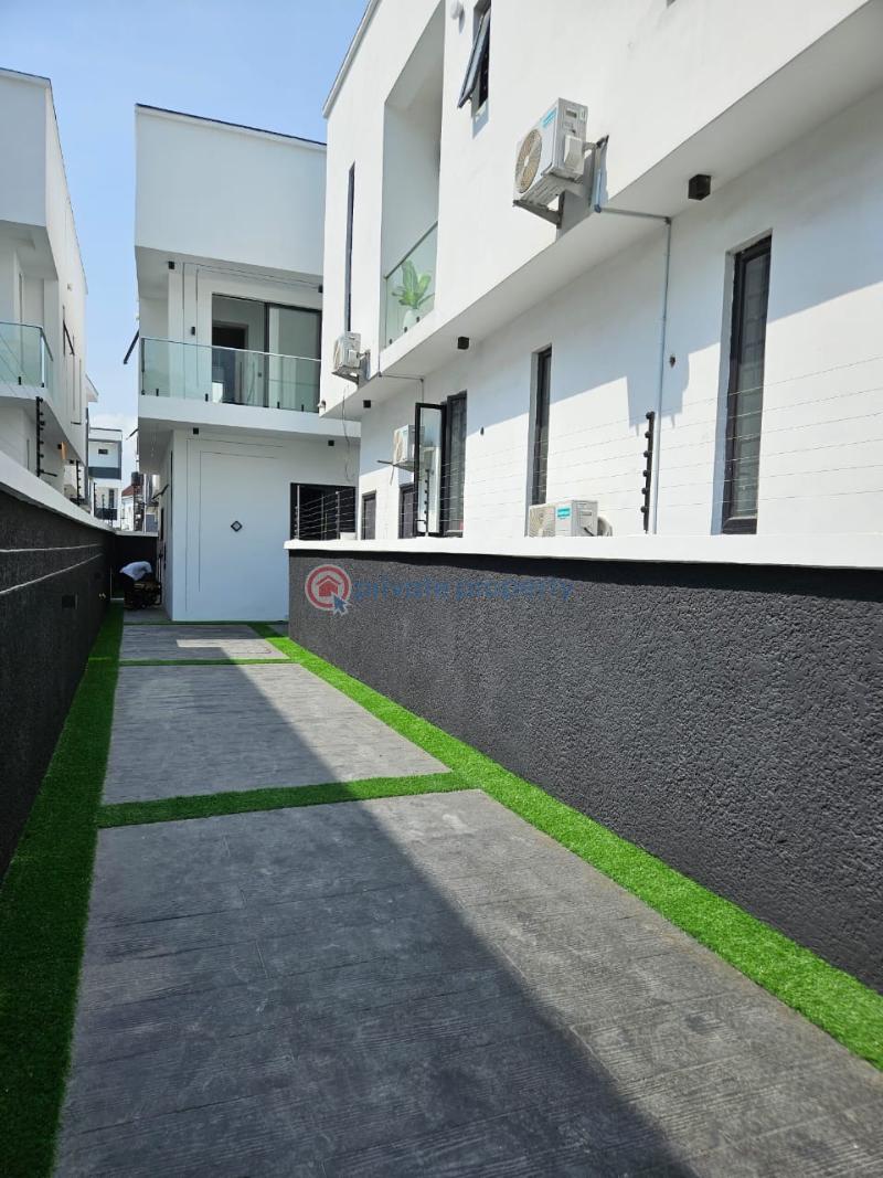 4 bedroom Semi detached Duplex For Rent Chevron Drive Lekki Lagos - 11